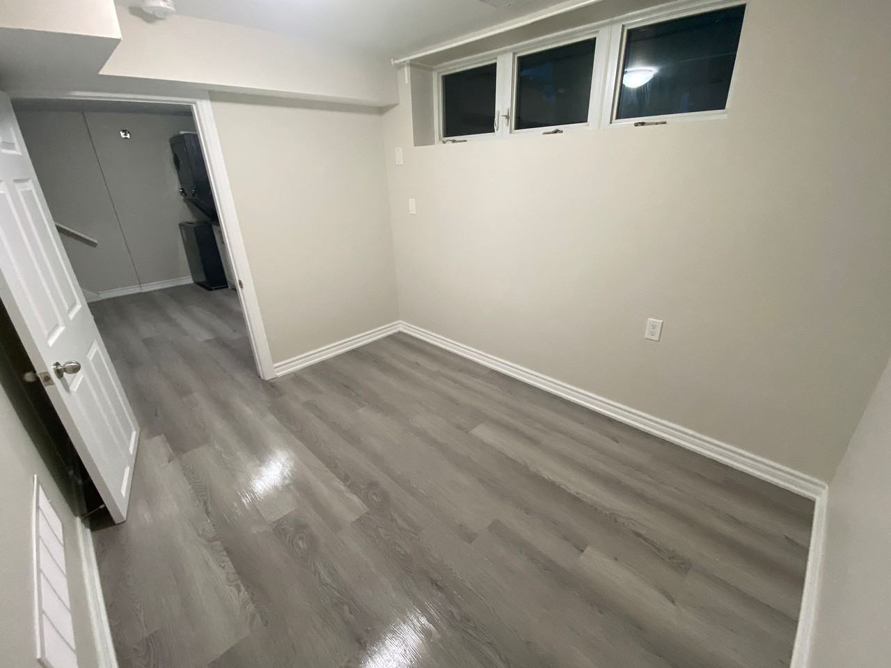 35 Amberley Dr #4 - Photo 2 of 8