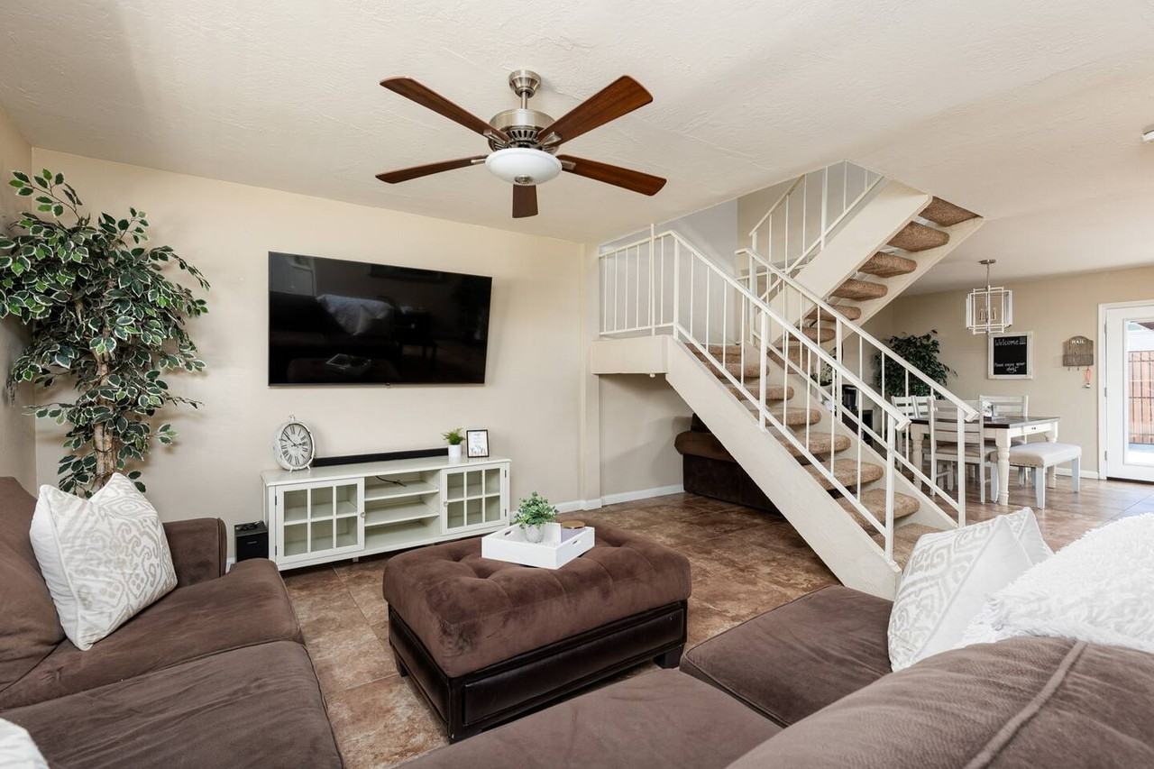 4334 N Parkway Ave #1 - Photo 3 of 17