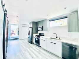 featured image of 1023 Tremont St