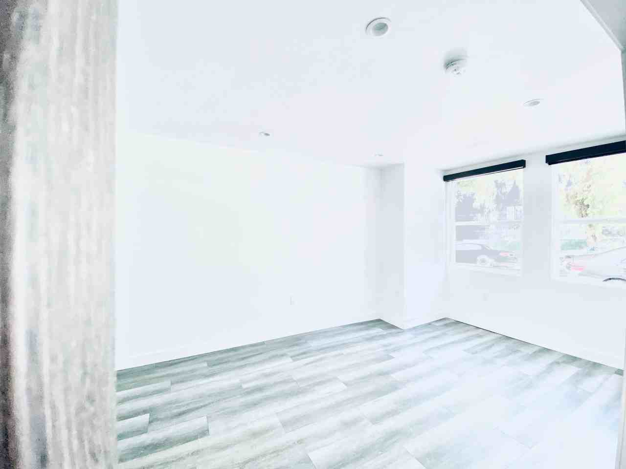 1023 Tremont Street Apartments - Photo 4 of 13