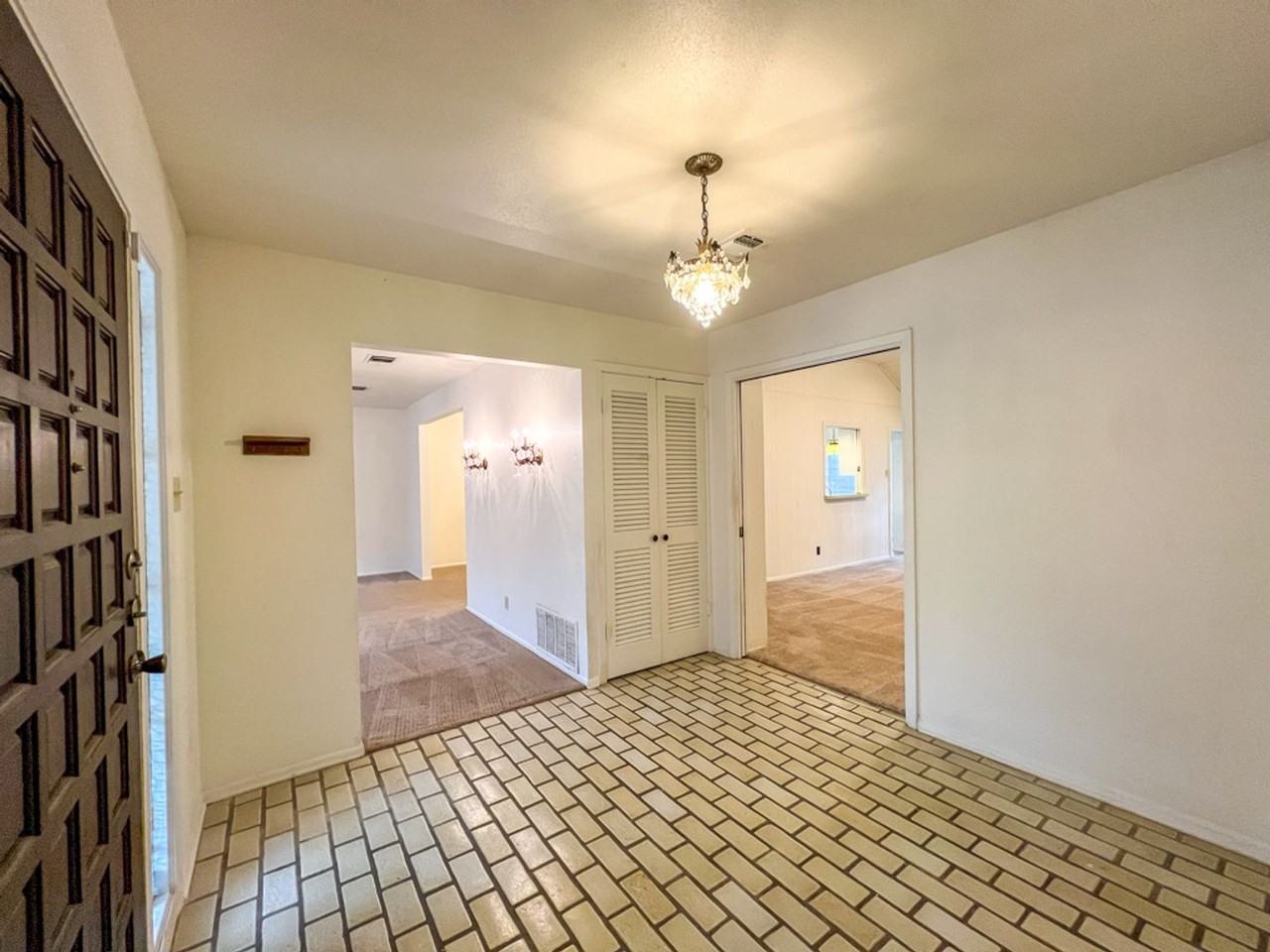 11103 Whisper Hollow St - Photo 2 of 27