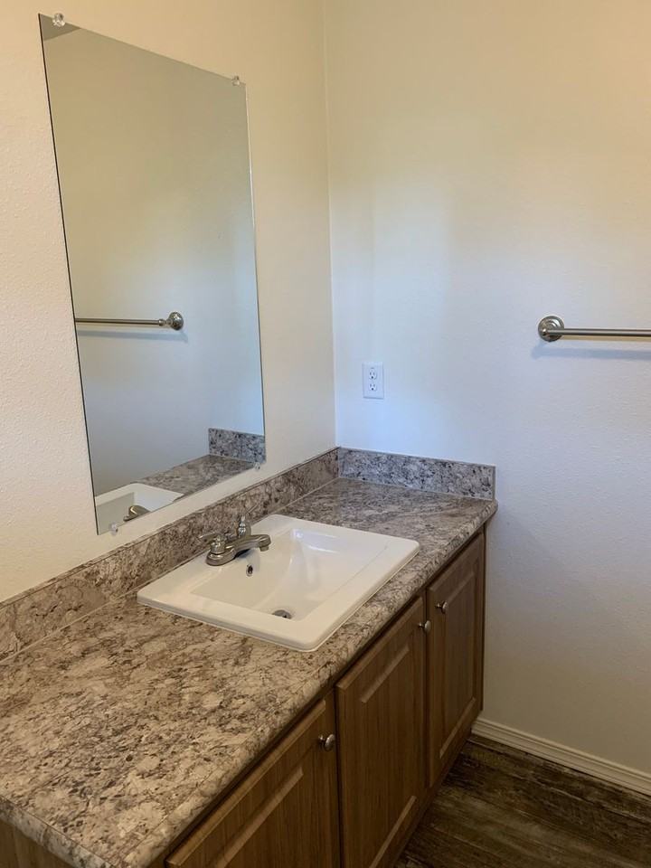 3253 W Hills Rd #D - Photo 6 of 24