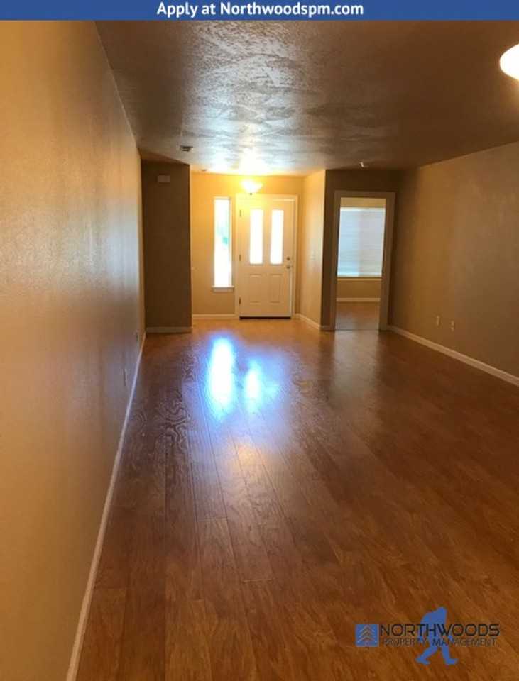 312 Cheney Loop - Photo 3 of 16