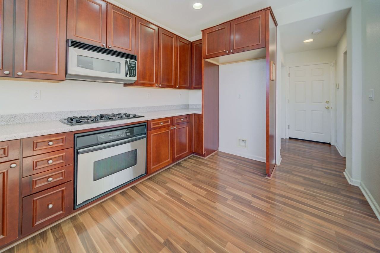 5067 Bianco Cir - Photo 4 of 39