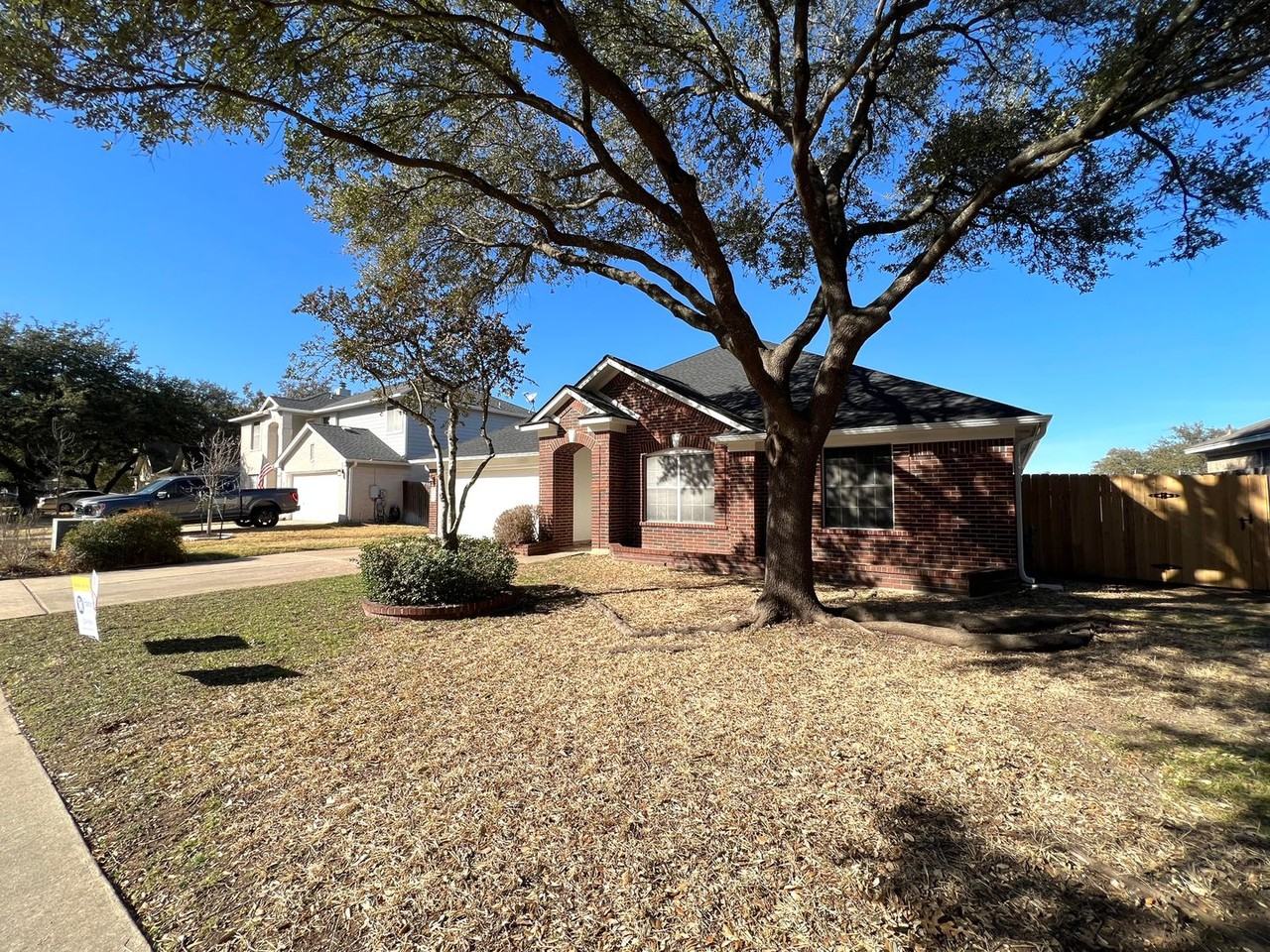 6708 Bancroft Woods Dr - Photo 3 of 27