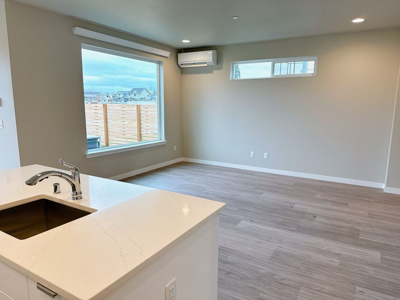 4832 Springside St - Photo 3 of 12