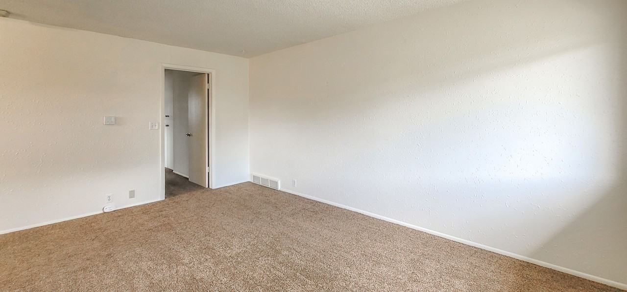 JAG Centerville Apartments - Photo 5 of 18