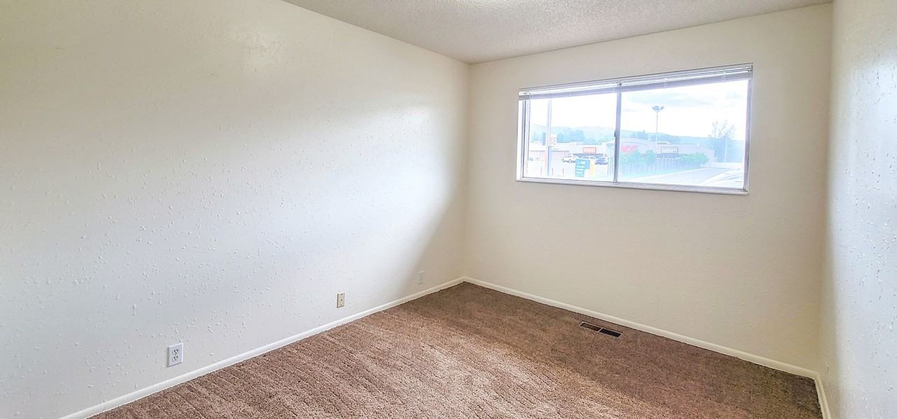 JAG Centerville Apartments - Photo 6 of 18