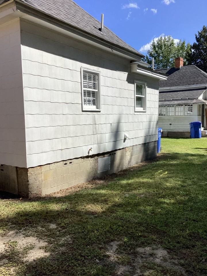 506 S Main St - Photo 3 of 15