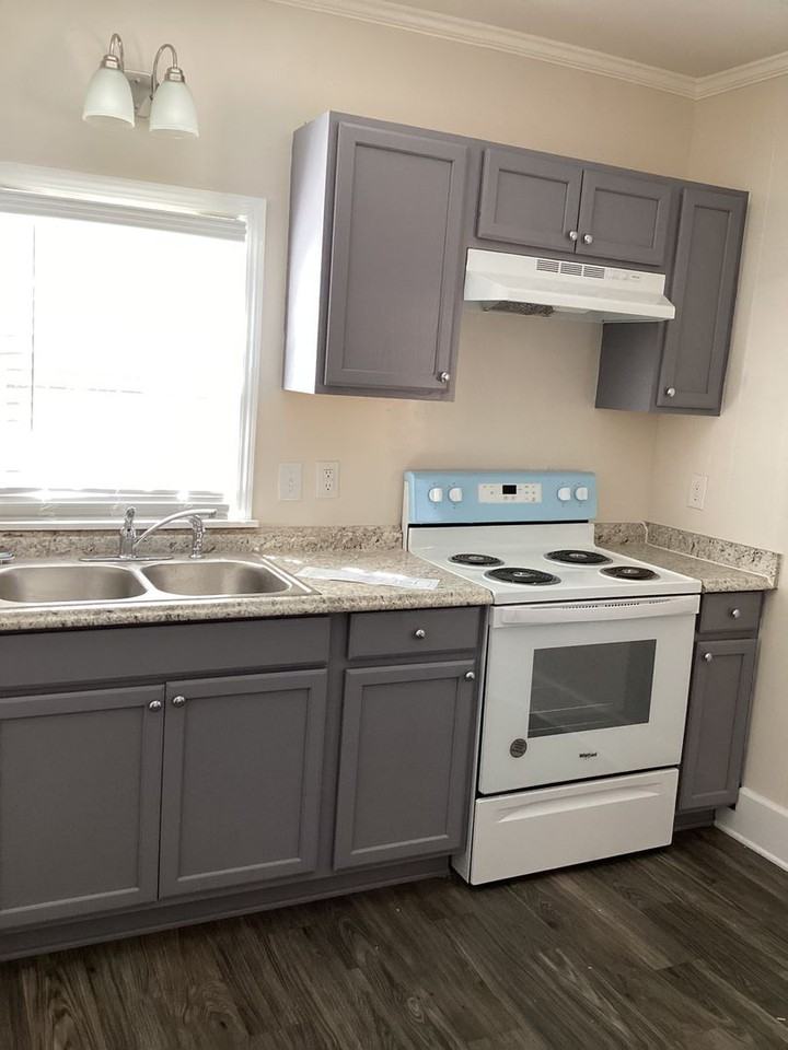 506 S Main St - Photo 5 of 16