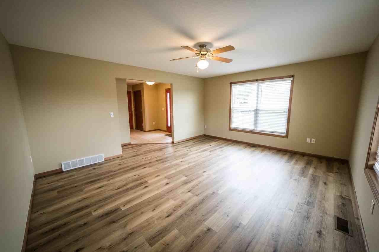 1842 S Rhode Island Ct - Photo 4 of 22