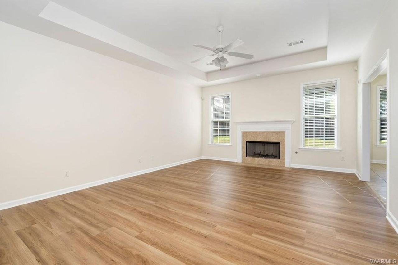 3412 Crestwood Ln - Photo 3 of 37