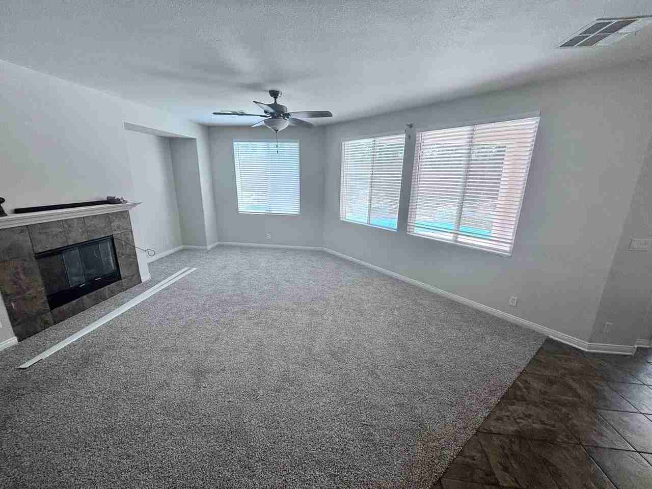 3117 Greenfriar Ave - Photo 3 of 36