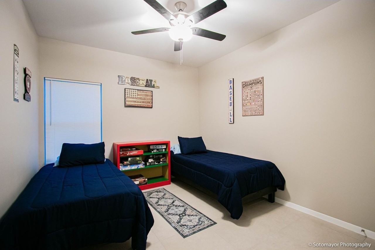 3413 S Colt Ln - Photo 5 of 11