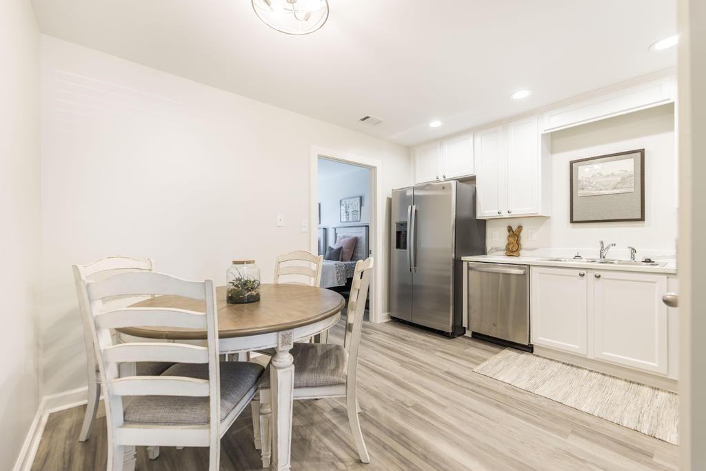 101 101 Webster Way - 1 #1 - Photo 4 of 10