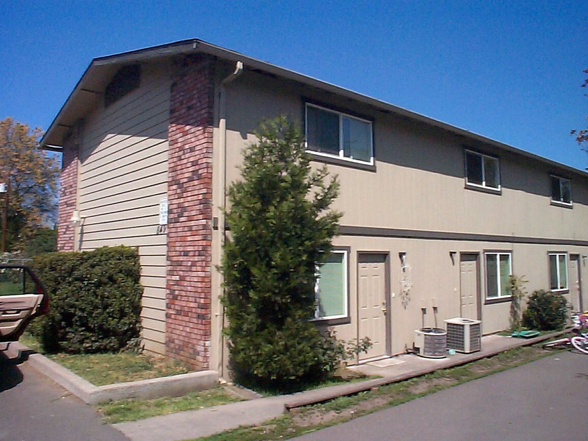 938 849 E 9th St, Medford, OR 97504 Apartment for Rent PadMapper