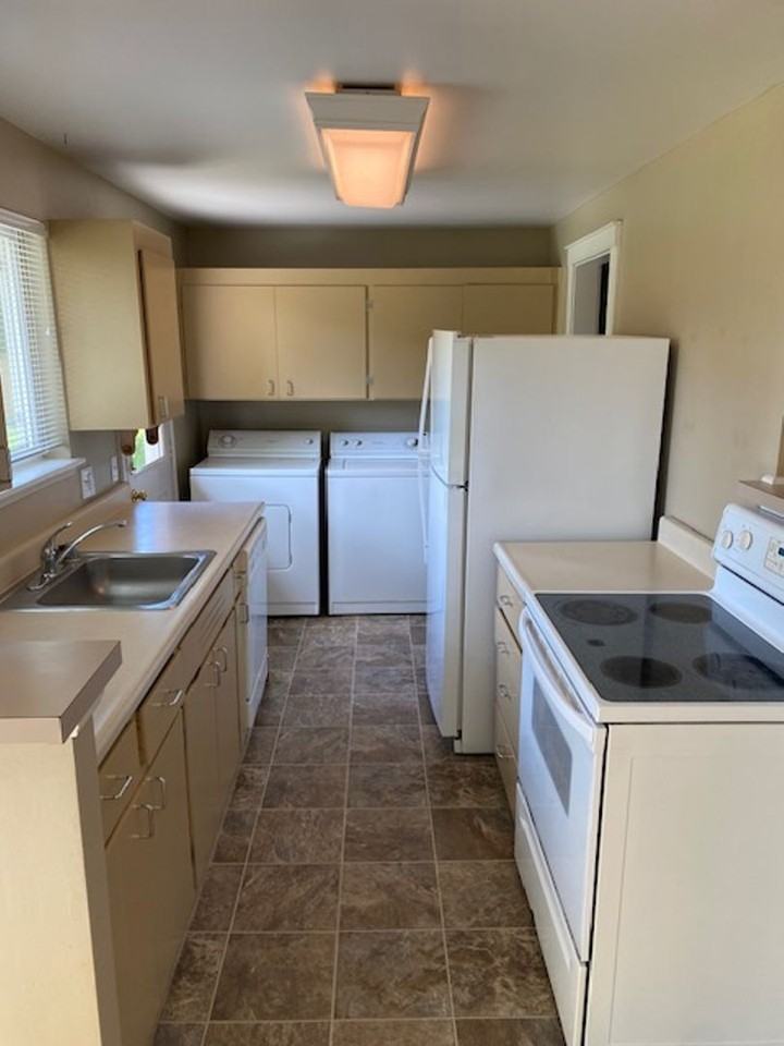 3603 S 242nd St - Photo 2 of 19
