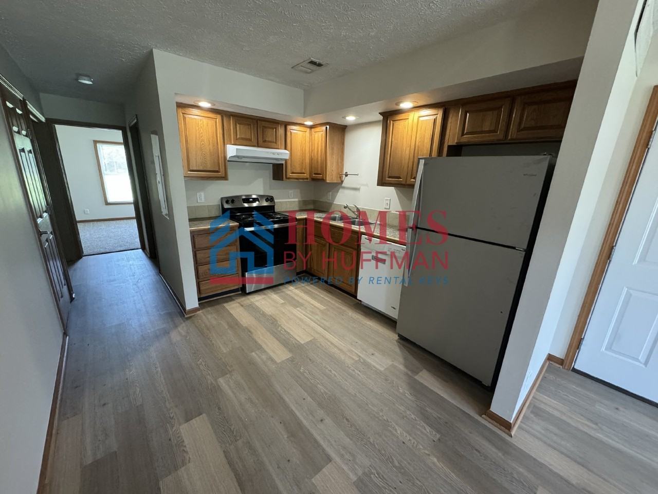 7107 Heim Rd Unit B - Photo 3 of 11