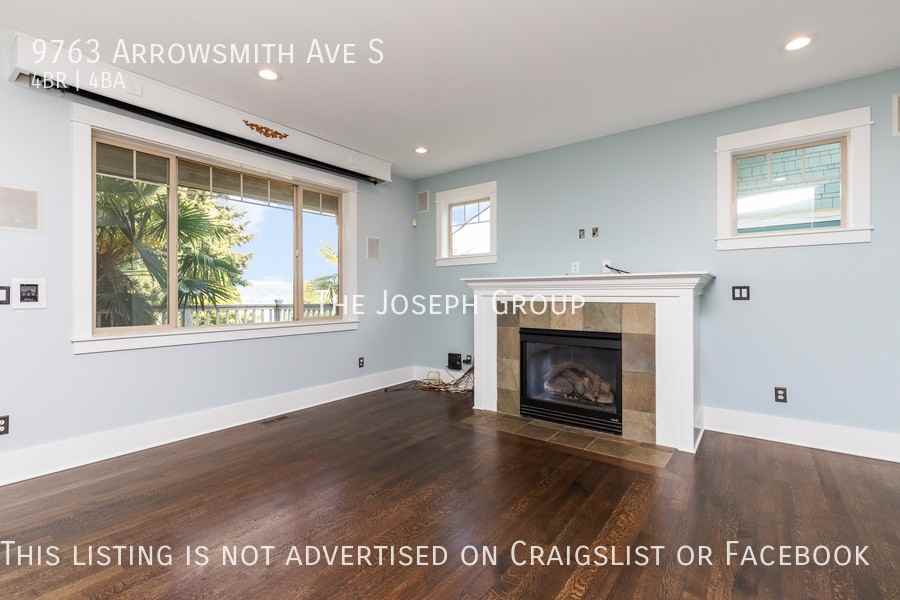 9763 Arrowsmith Ave S - Photo 3 of 48