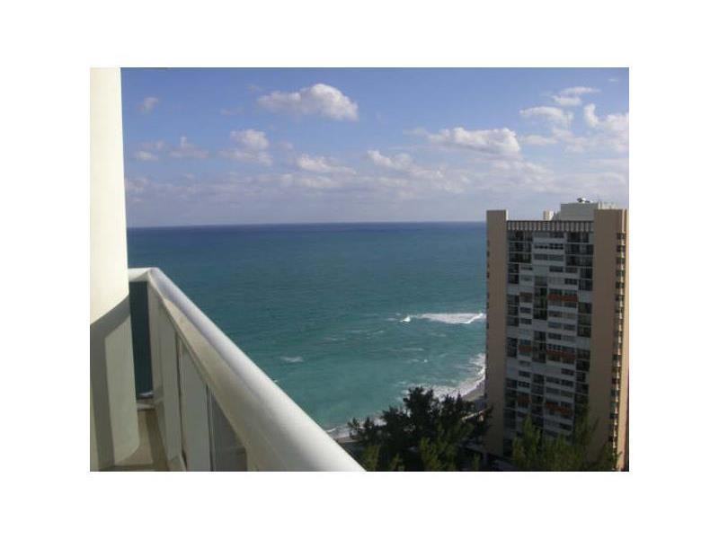 1851 S Ocean Dr - Photo 2 of 8