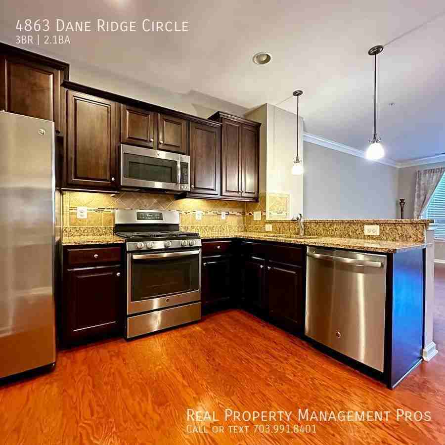 4863 Dane Ridge Cir - Photo 2 of 21