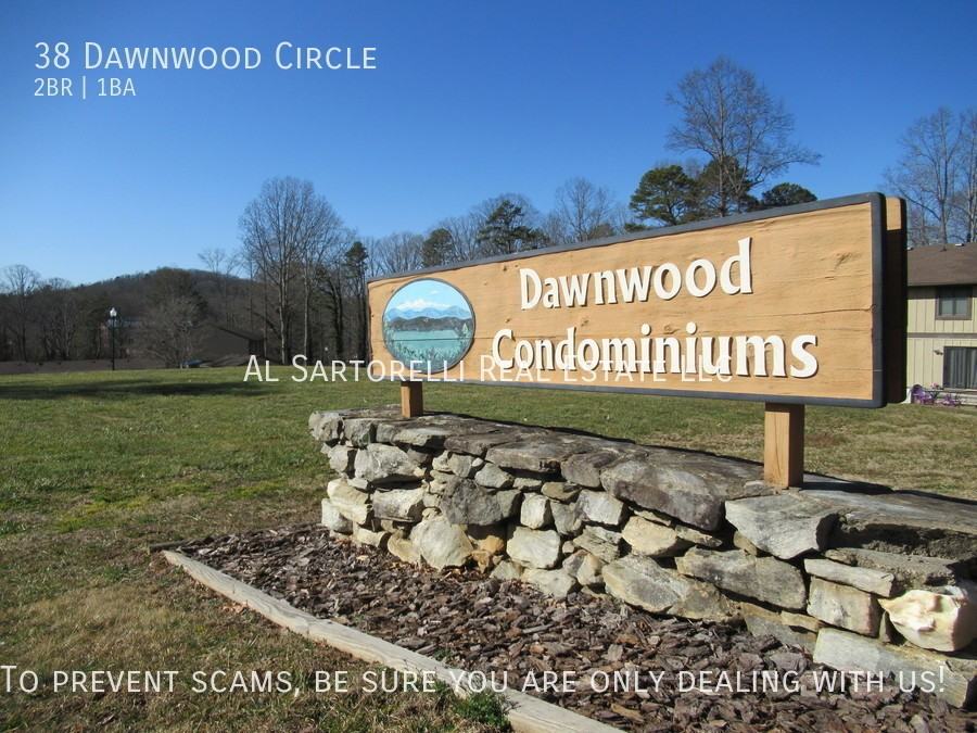 38 Dawnwood Cir - Photo 2 of 34