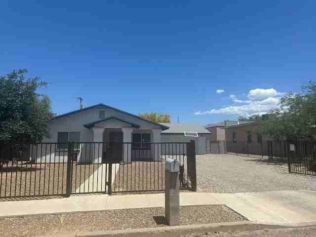 1133 E Hedrick Dr #NA - Photo 2 of 27