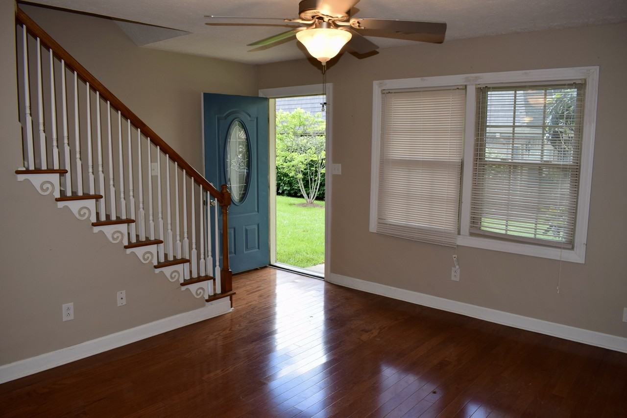 190 Regency Point Path #190 - Photo 4 of 12