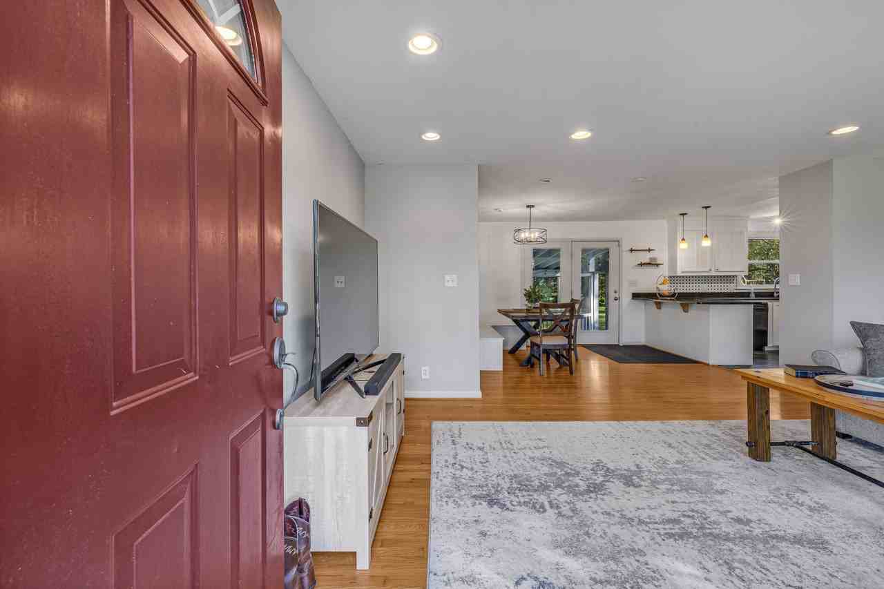 4969 Darlington Dr #NA - Photo 3 of 20