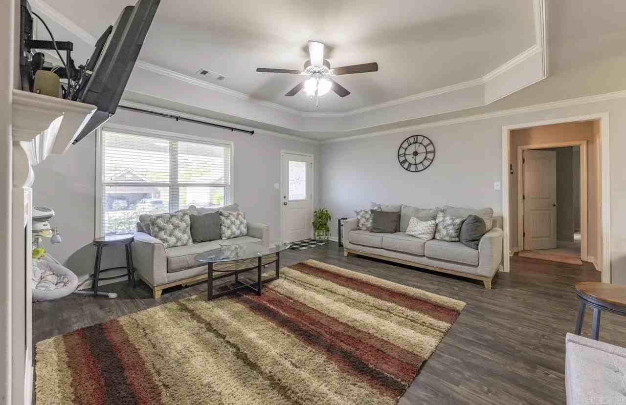 1123 Heights Rd #NA - Photo 3 of 18