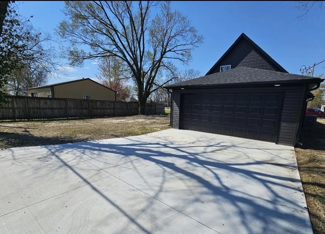 1109 Euclid St #NA - Photo 2 of 17