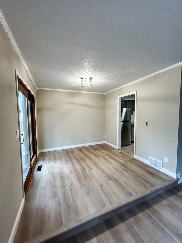 7436 Iden Ave S #NA - Photo 7 of 30