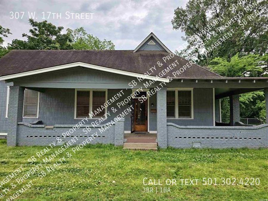 307 W 17th St, North Little Rock, AR 72114 3 Bedroom House for 850