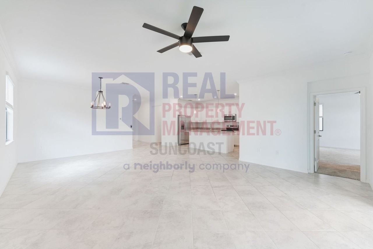 11160 Balfour St - Photo 7 of 27