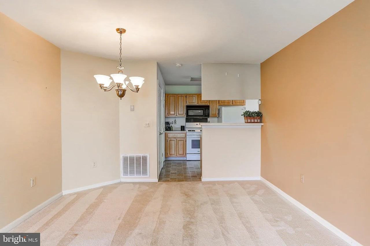 126 Sparrow Rd #1 - Photo 6 of 18