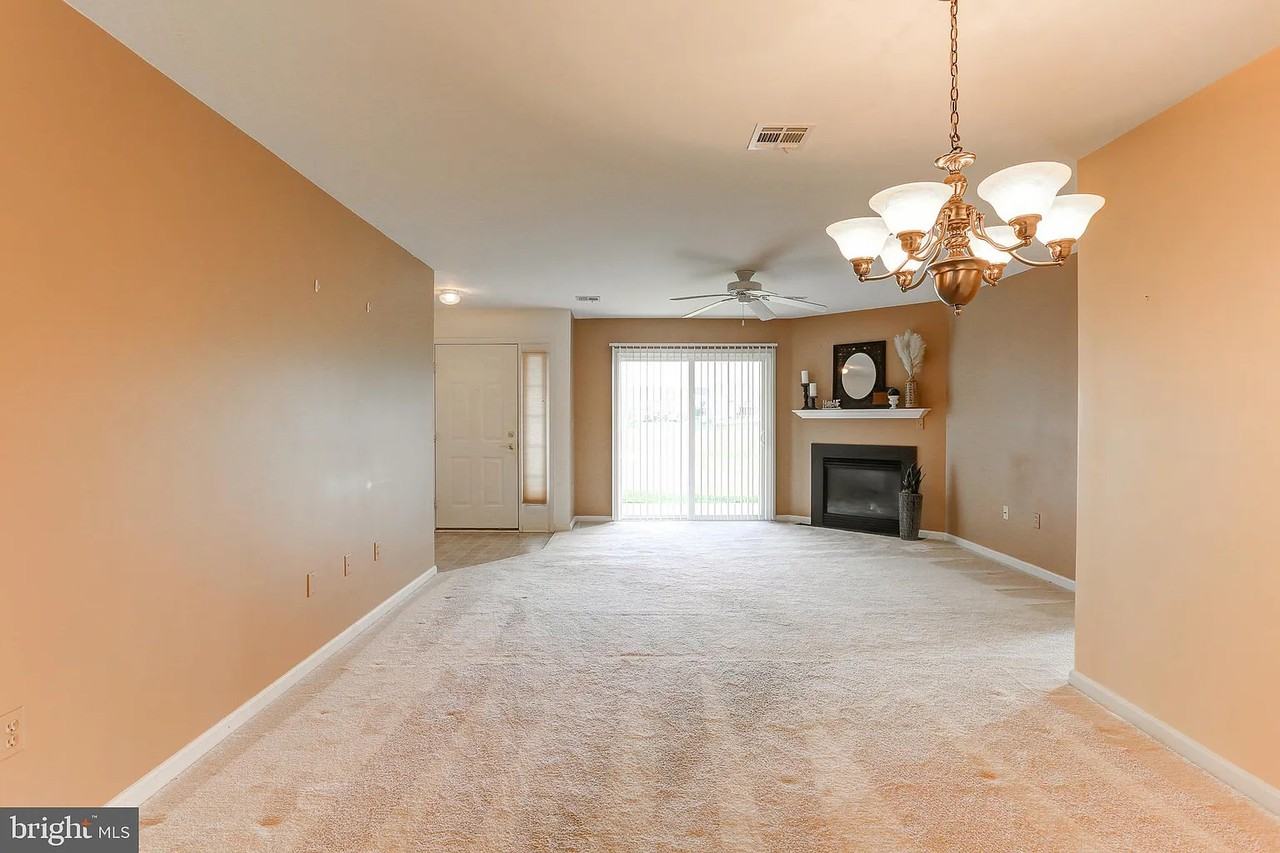 126 Sparrow Rd #1 - Photo 7 of 18
