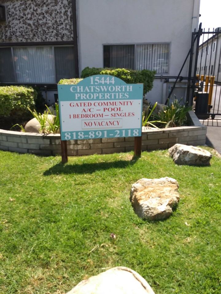 15454 Chatsworth St #25 - Photo 3 of 18