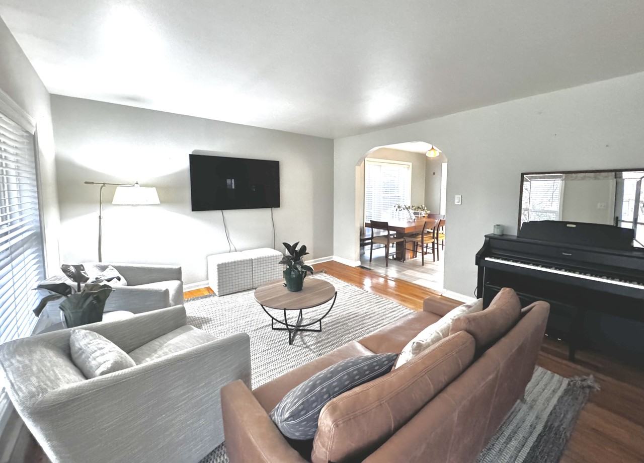 2945 S Vine St #NA - Photo 3 of 23