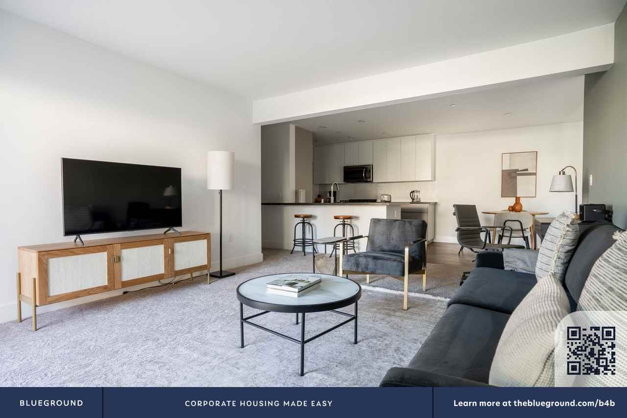 350 Sharon Park Drive - Photo 6 of 44