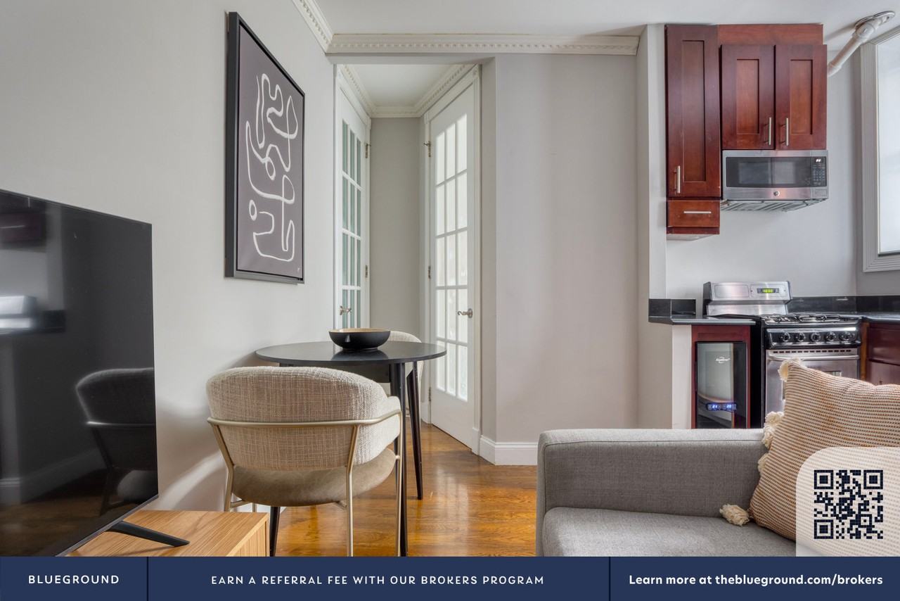 20 Prince Street - Photo 4 of 22