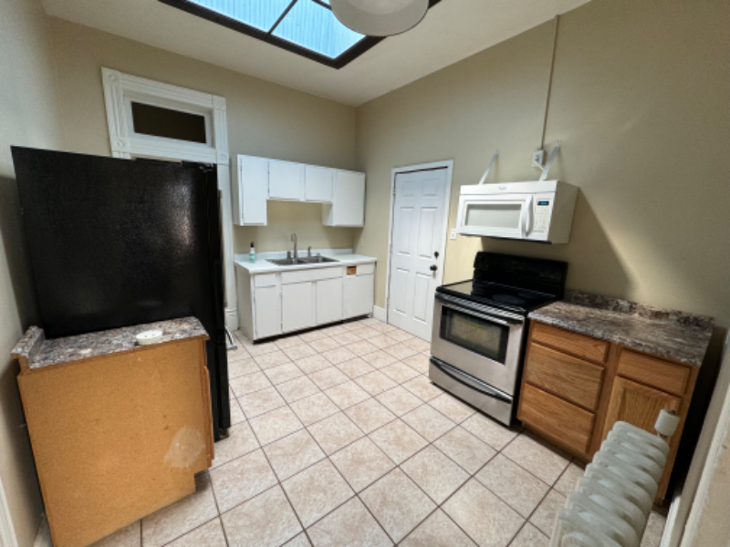 204 Cleveland Ave #2 - Photo 2 of 12