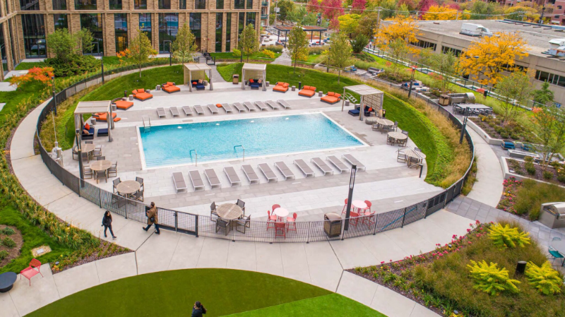 834 W Madison St - Photo 6 of 17