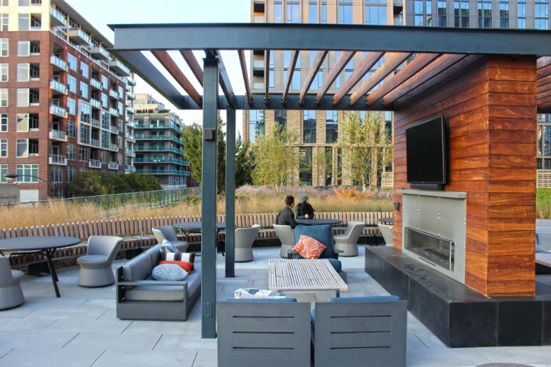 834 W Madison St - Photo 7 of 17