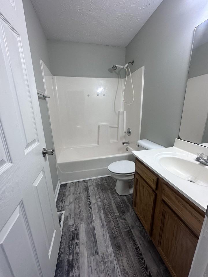 123 Bell Avenue - Photo 3 of 9