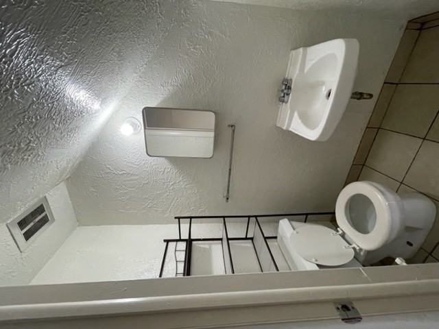 2415 6th Avenue - Photo 6 of 49