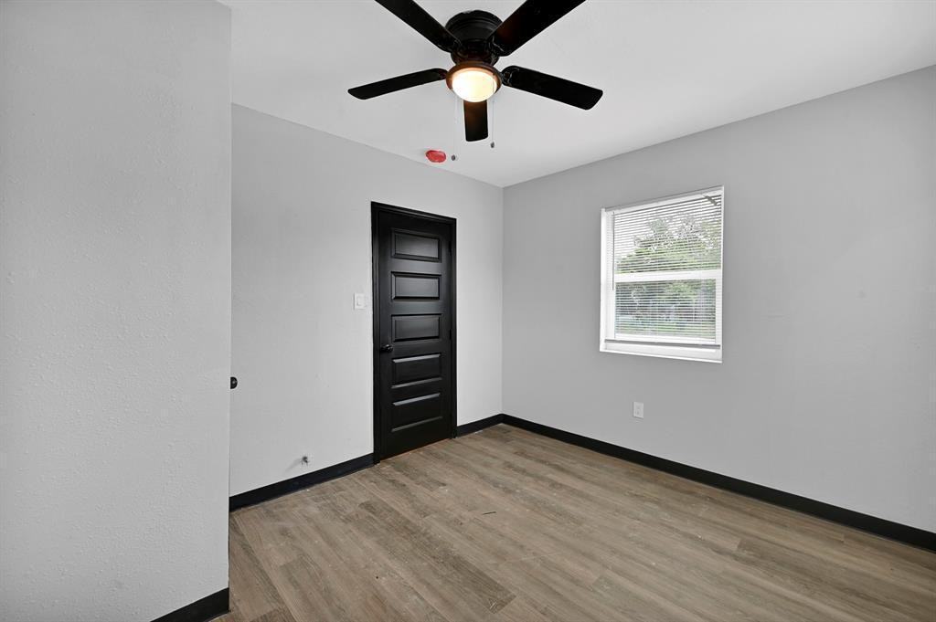 7210 Dahlia Street - Photo 6 of 50