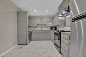 featured image of 2514 Hawksbury Ln