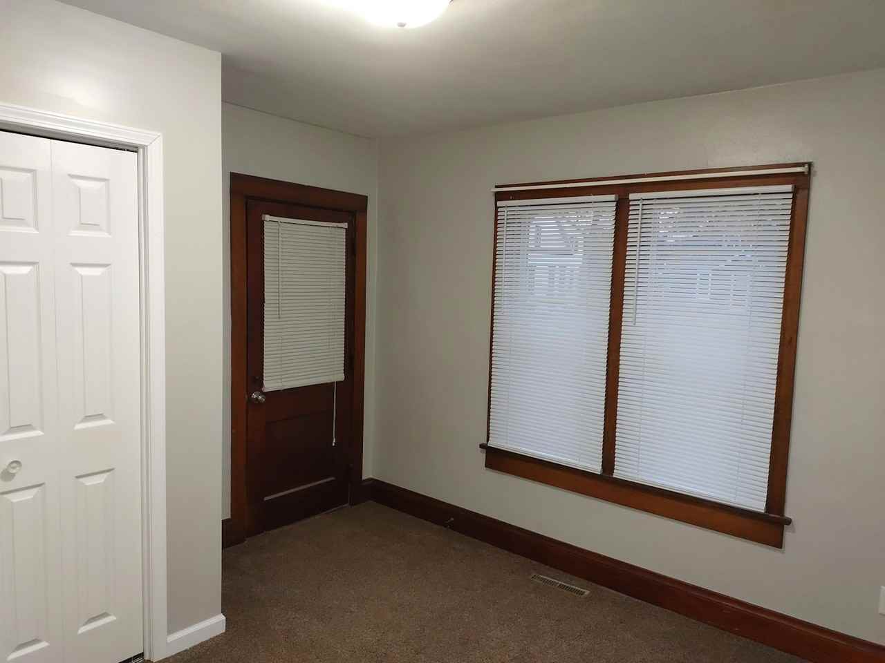 236 East Rose Street, Unit 236 1/2 - Photo 5 of 13