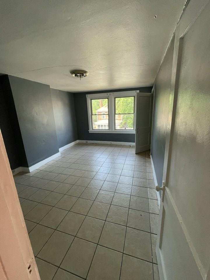 6948 Mount Vernon Street - Photo 2 of 8