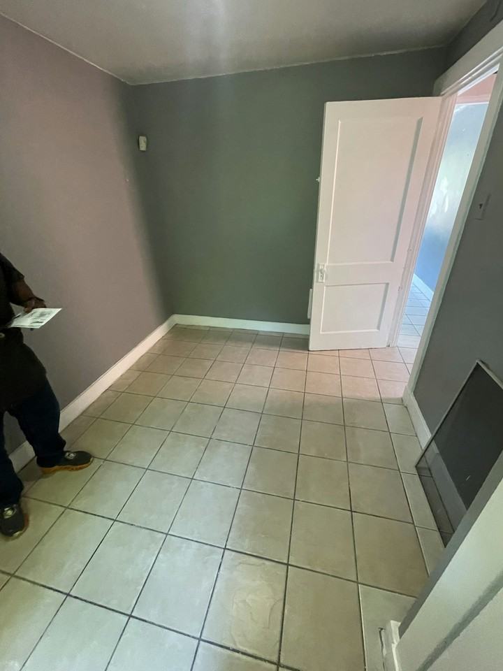 6948 Mount Vernon Street - Photo 4 of 8